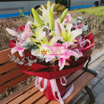 贺州8支多头百合，万事如意喜上加喜